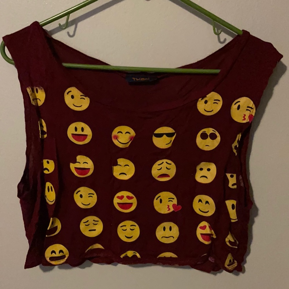 Emoji crop tops